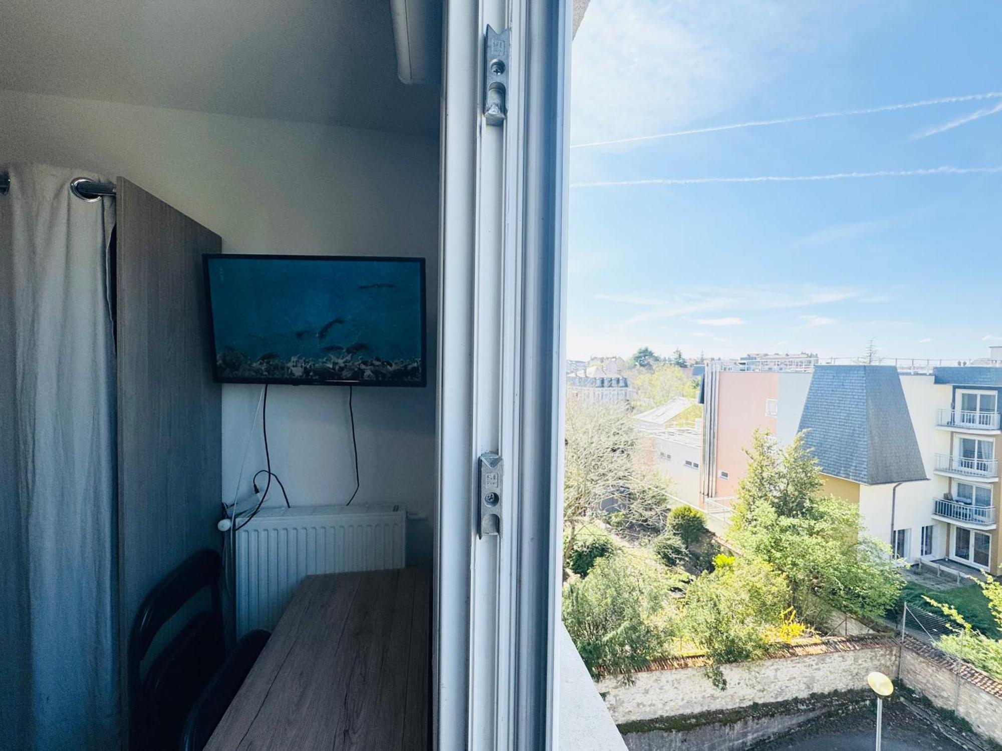 Studio A 300 Metres De La Gare Et 25 Minutes De Paris En Train Melun Exterior foto