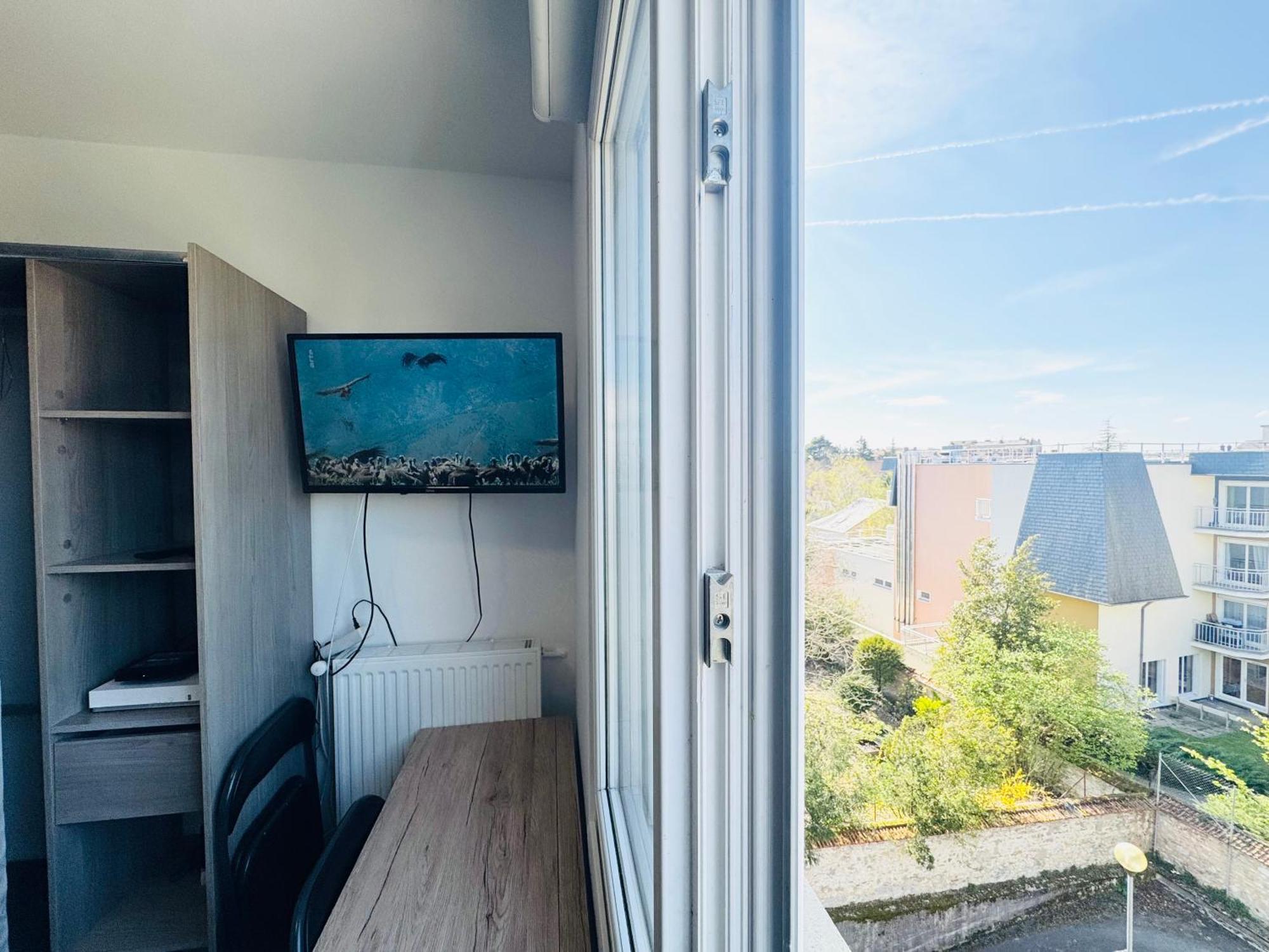 Studio A 300 Metres De La Gare Et 25 Minutes De Paris En Train Melun Exterior foto